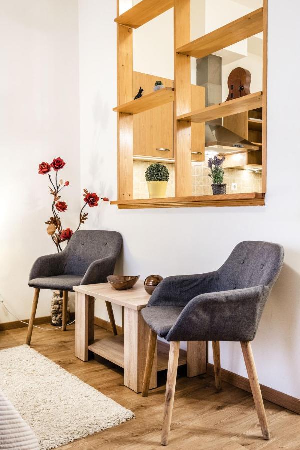 Appartement Downtown Charm With Balcony And Garden View à Budapest Extérieur photo